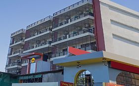 Itsy Hotels Kashi Grand, Bhu